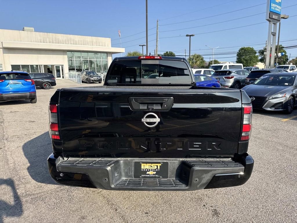 2025 Nissan Frontier SV