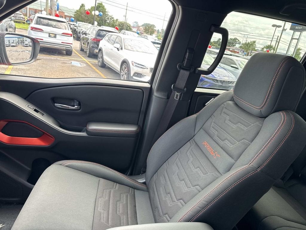 2025 Nissan Frontier PRO-X