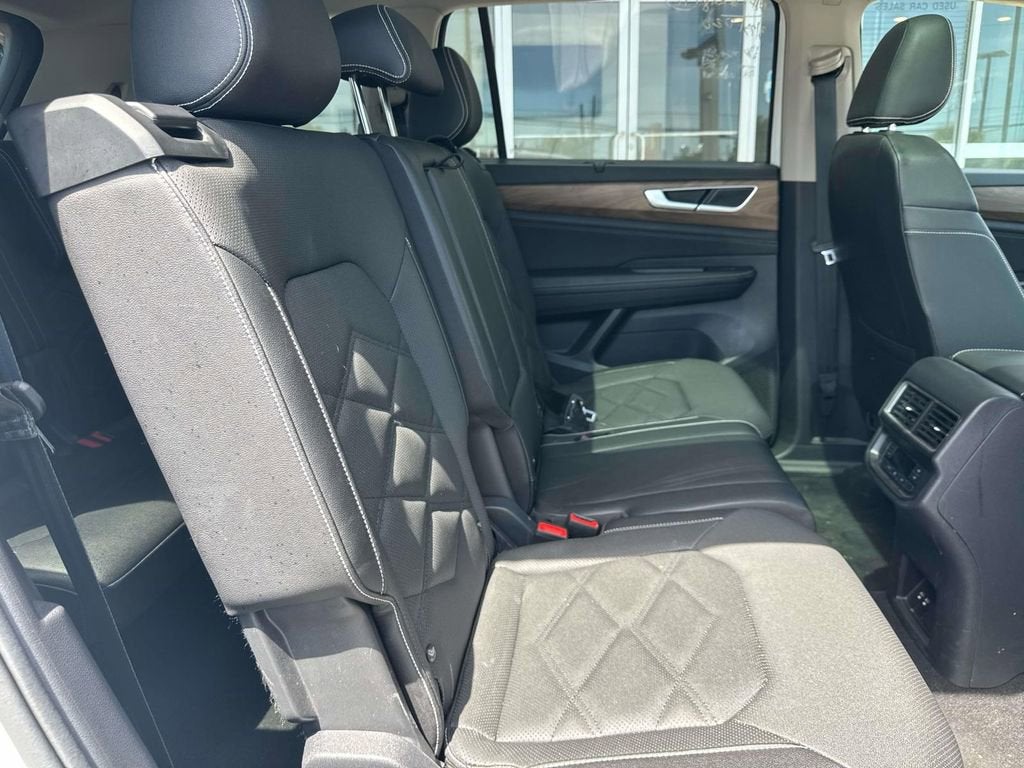 2025 Volkswagen Atlas 2.0T SE w/Technology