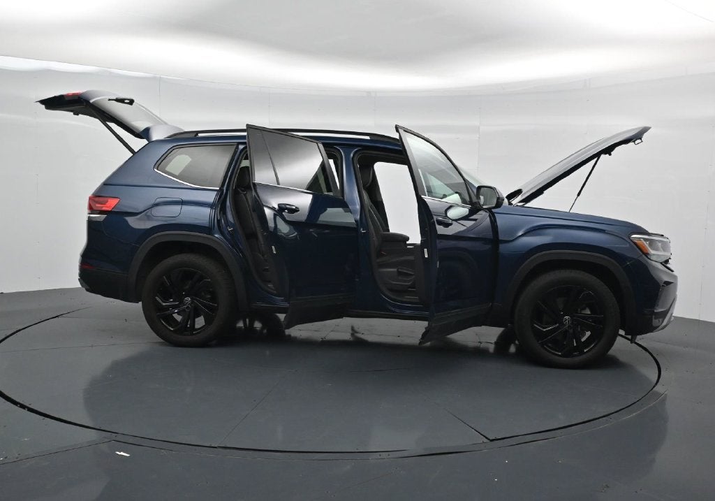 2023 Volkswagen Atlas 3.6L V6 SE w/Technology