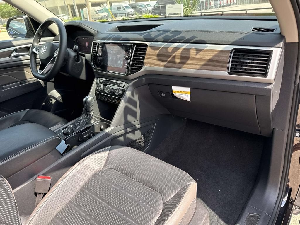 2021 Volkswagen Atlas 3.6L V6 SEL Premium