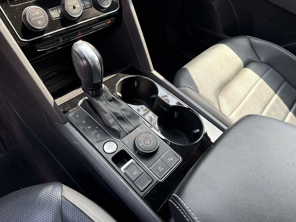 2021 Volkswagen Atlas 3.6L V6 SEL Premium