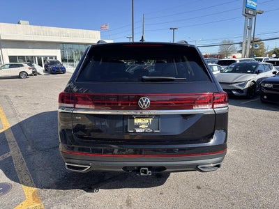 2025 Volkswagen Atlas 2.0T SE w/Technology