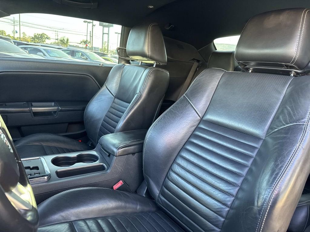 2013 Dodge Challenger R/T Classic