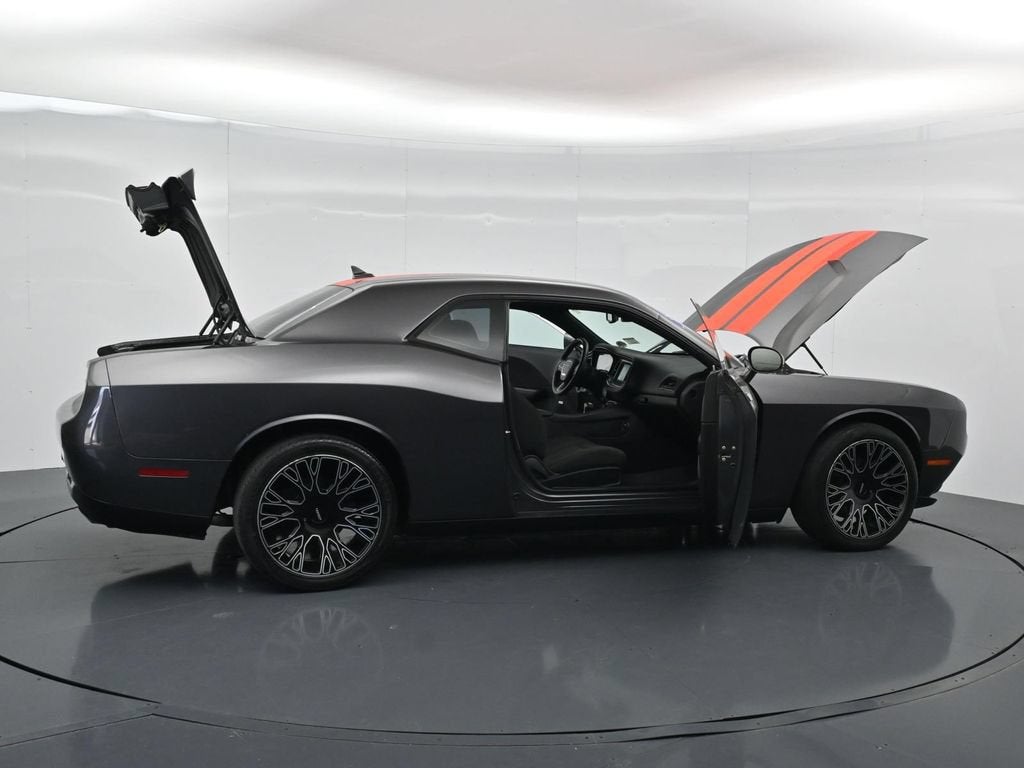 2019 Dodge Challenger SXT
