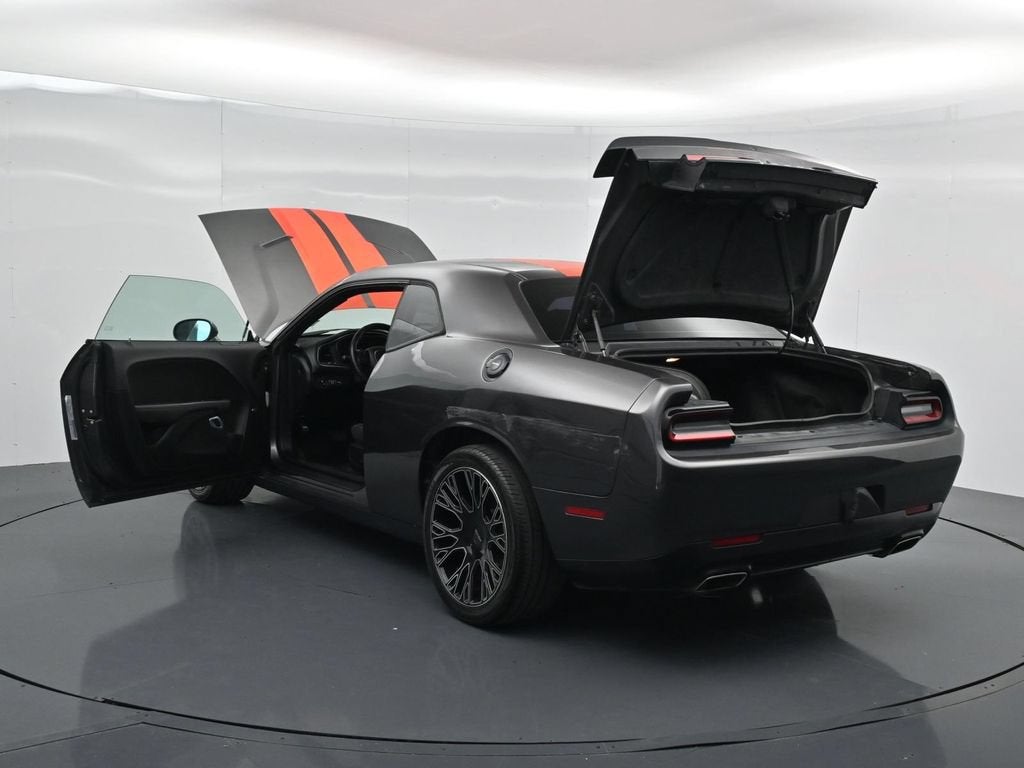 2019 Dodge Challenger SXT