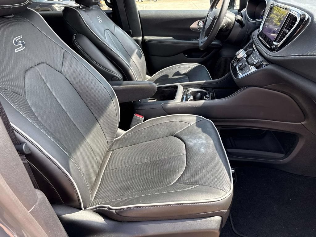 2023 Chrysler Pacifica Hybrid Limited