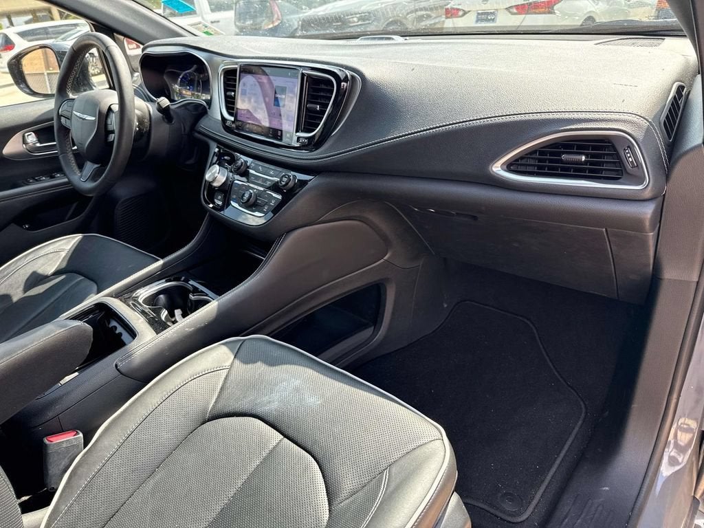 2023 Chrysler Pacifica Hybrid Limited