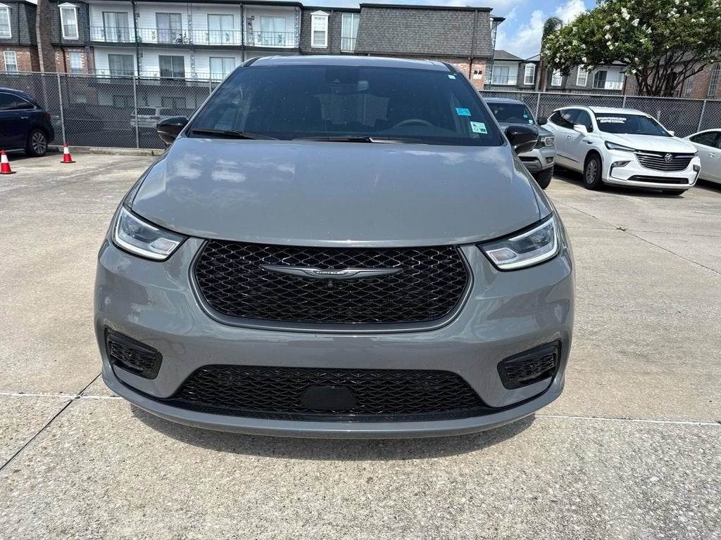 2023 Chrysler Pacifica Hybrid Limited