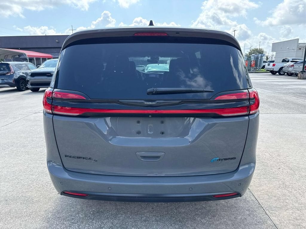 2023 Chrysler Pacifica Hybrid Limited