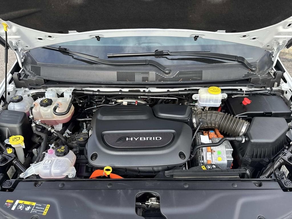 2024 Chrysler Pacifica Hybrid Select
