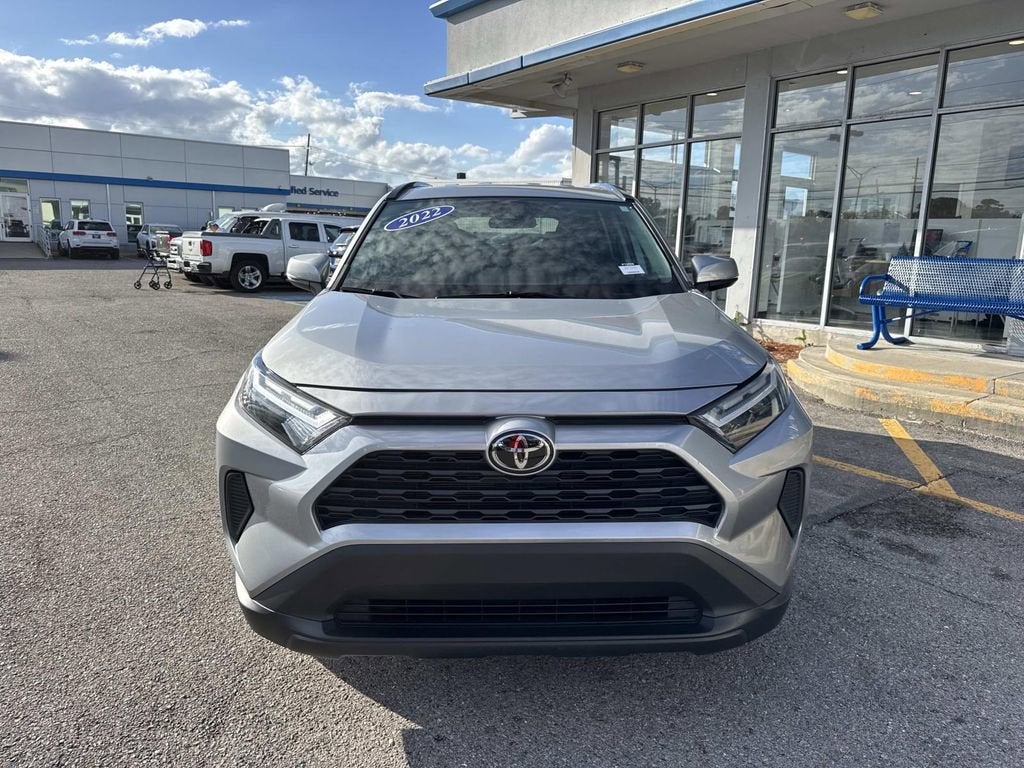 2022 Toyota RAV4 XLE
