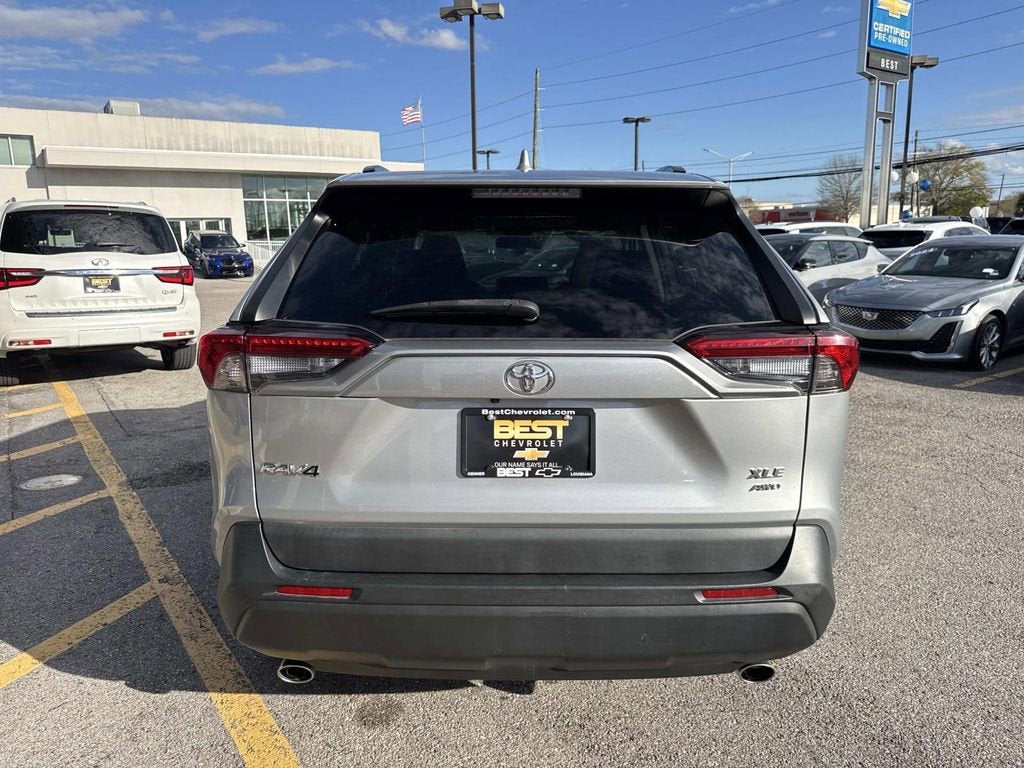 2022 Toyota RAV4 XLE