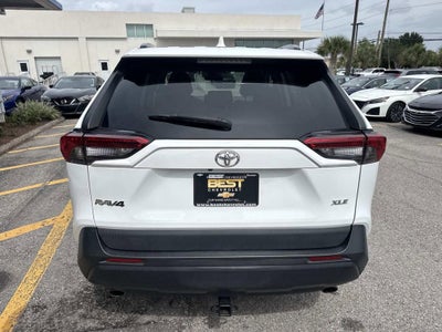 2021 Toyota RAV4 XLE