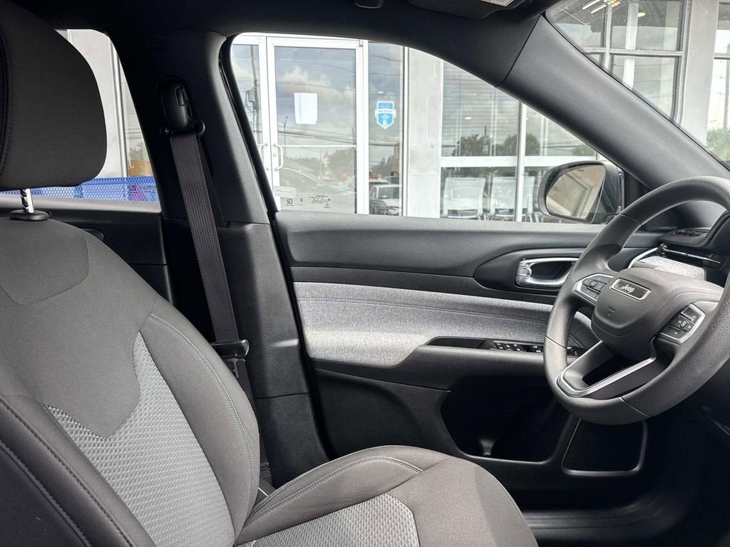 2025 Jeep Compass Sport