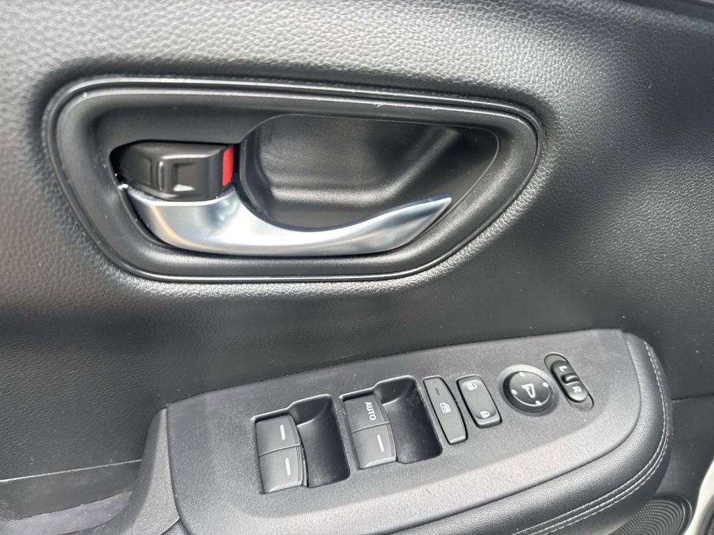 2023 Honda HR-V LX