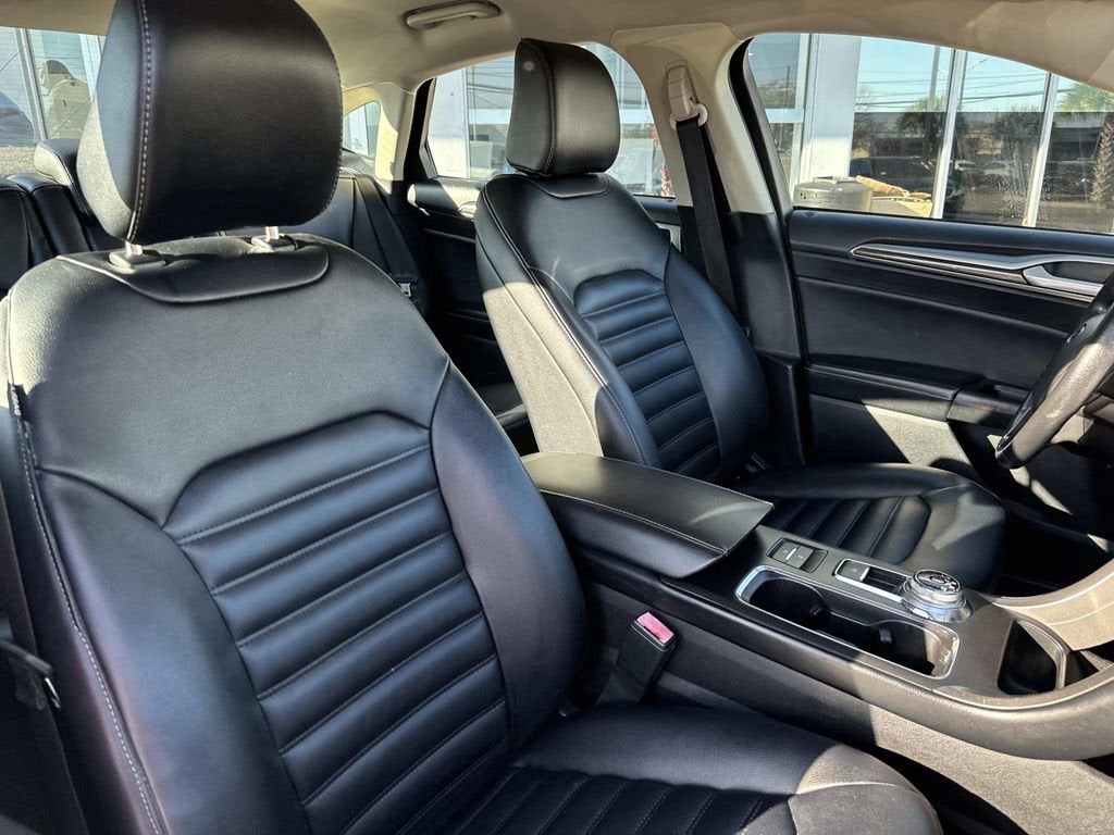 2020 Ford Fusion SEL