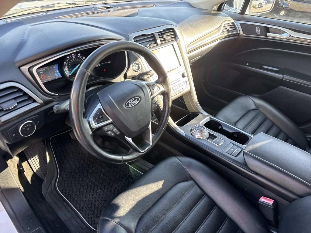 2020 Ford Fusion SEL