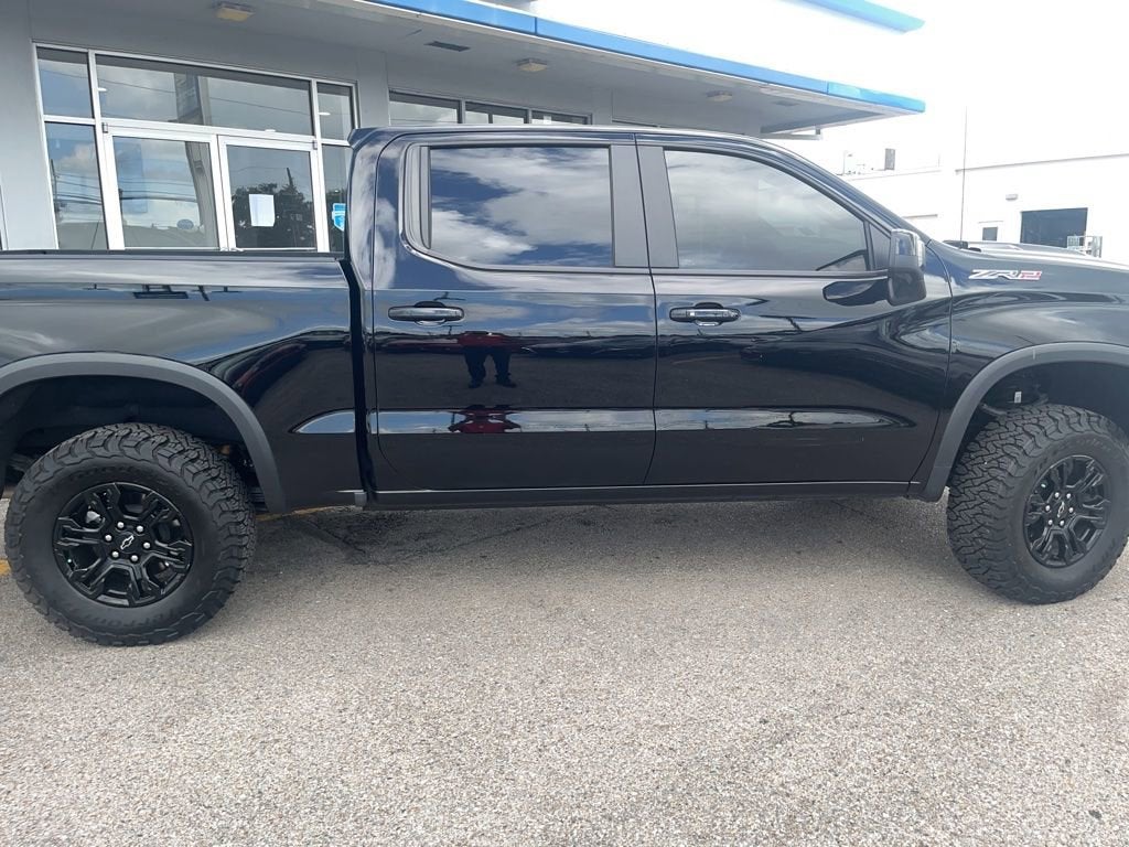 2025 Chevrolet Silverado 1500 ZR2