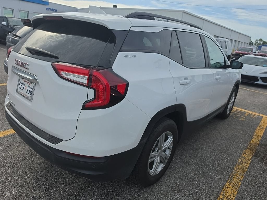 2024 GMC Terrain SLE