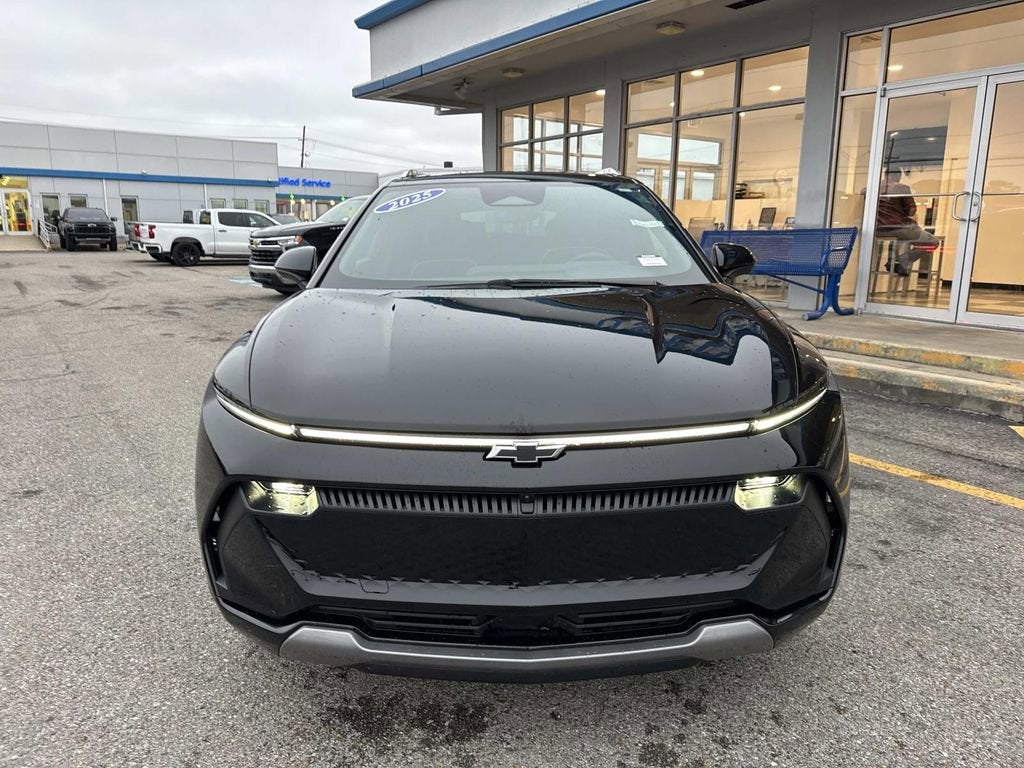 2025 Chevrolet Equinox EV LT