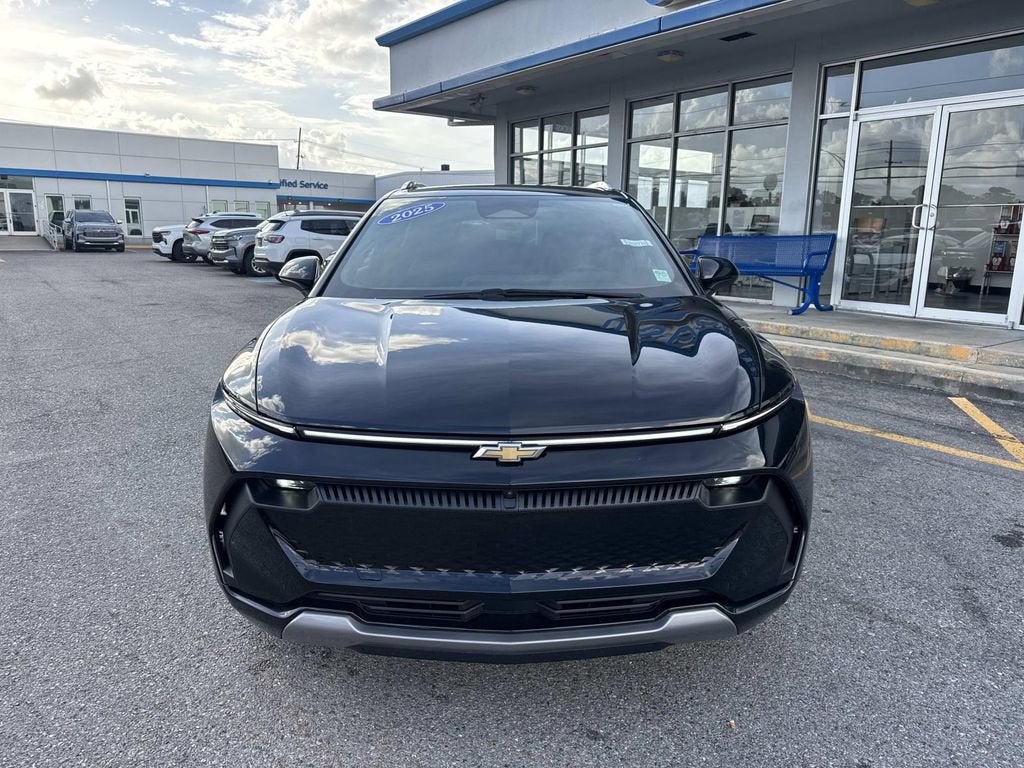 2025 Chevrolet Equinox EV LT