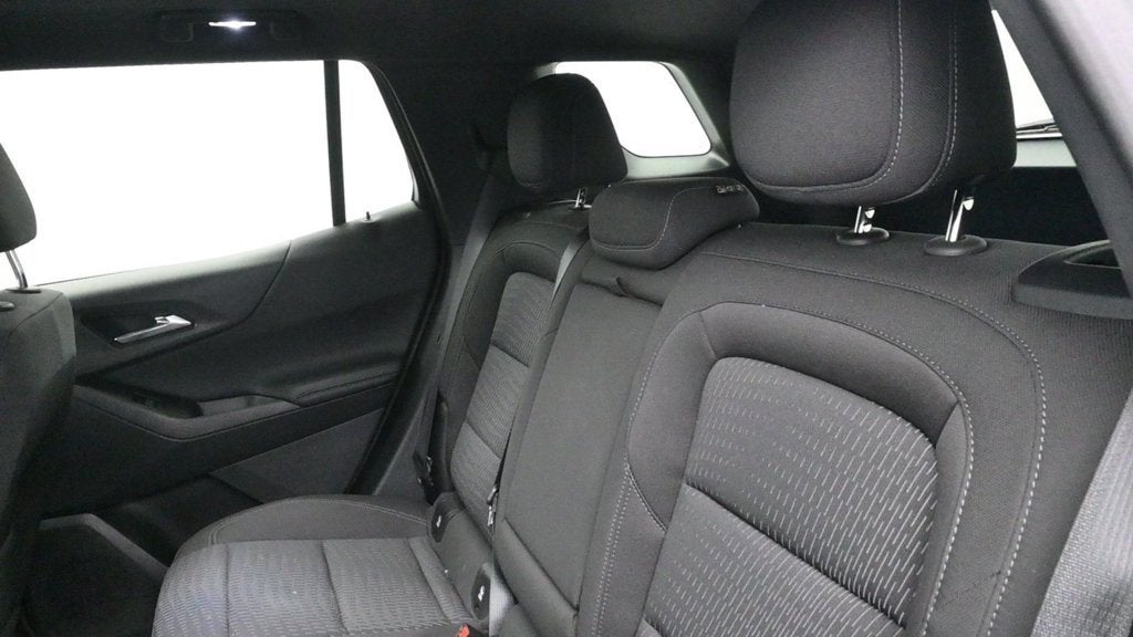 2027 Chevrolet Equinox LT - Photo 14