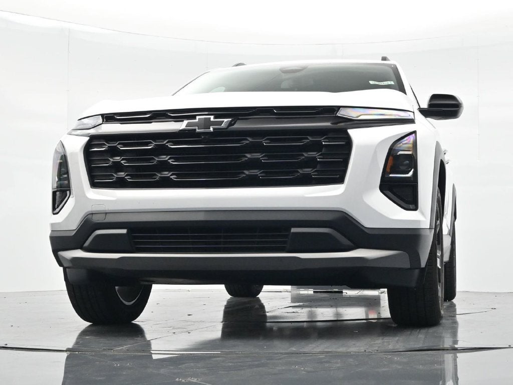 2027 Chevrolet Equinox LT - Photo 26