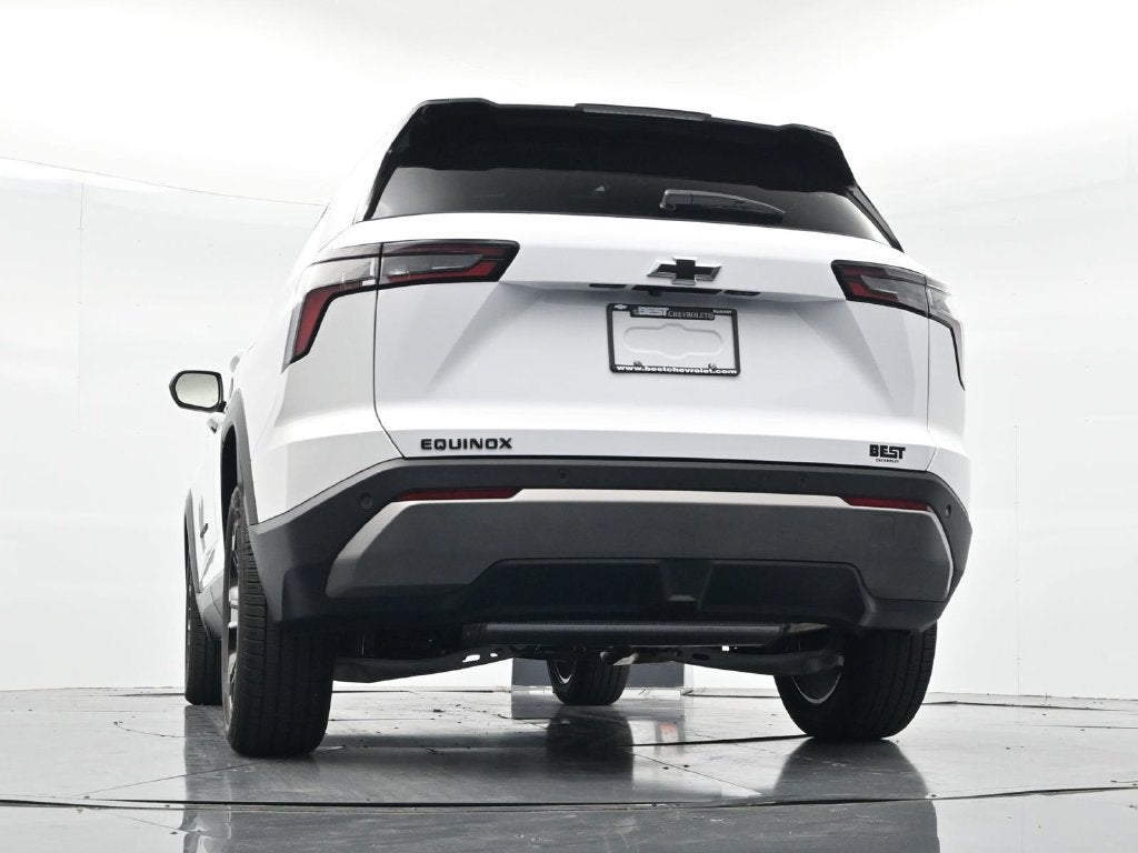 2027 Chevrolet Equinox LT - Photo 30