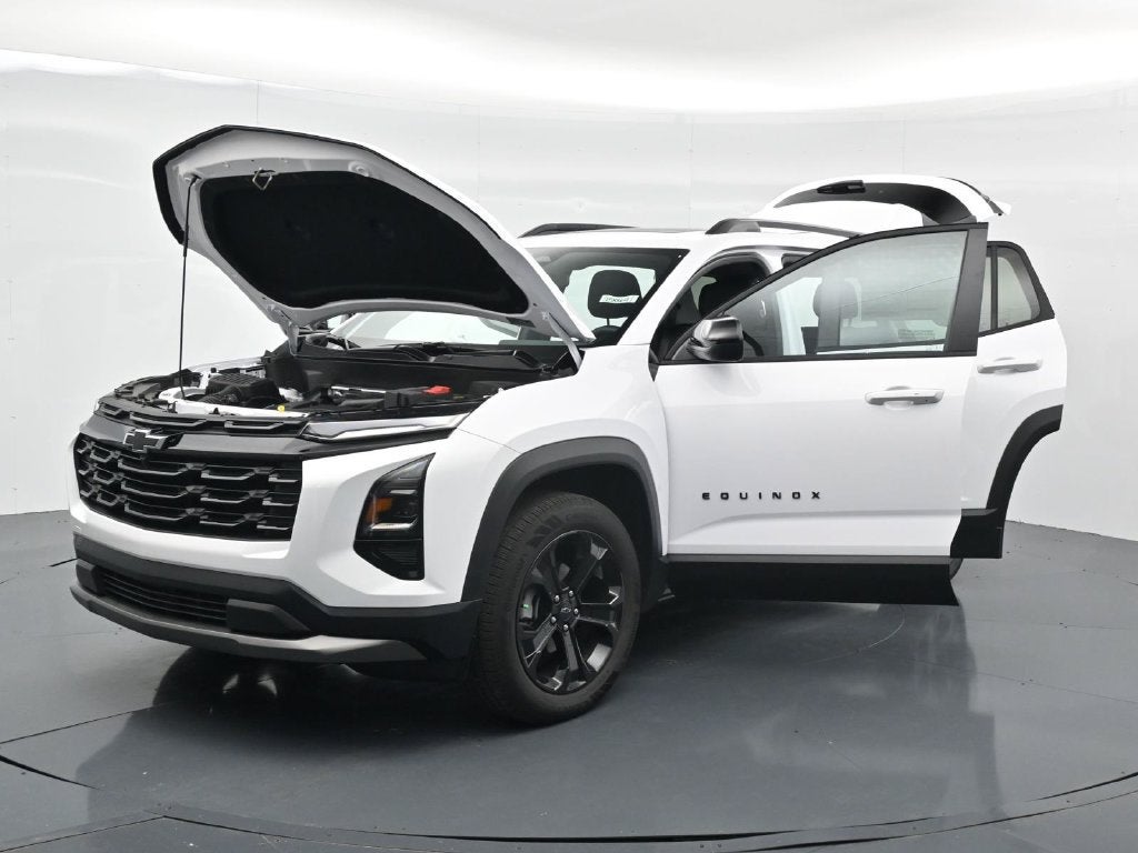 2027 Chevrolet Equinox LT - Photo 37