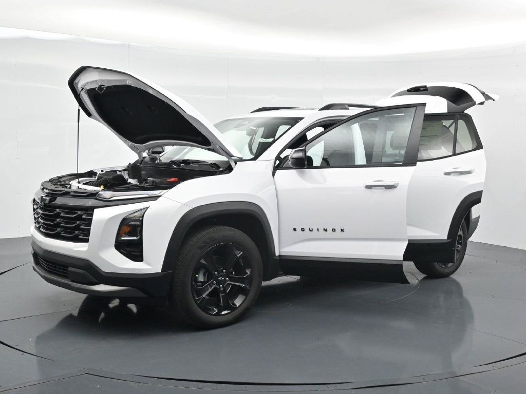 2027 Chevrolet Equinox LT - Photo 38