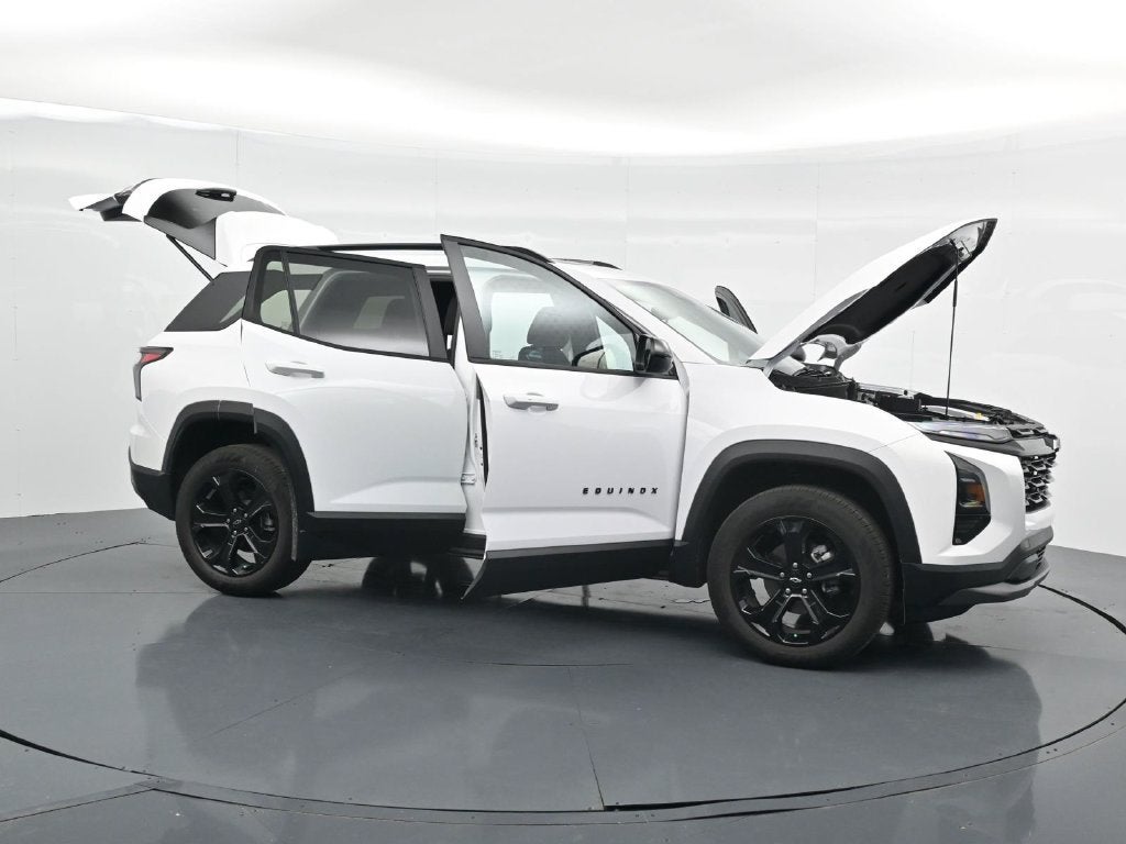 2027 Chevrolet Equinox LT - Photo 40