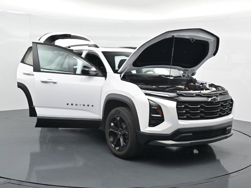 2027 Chevrolet Equinox LT - Photo 42