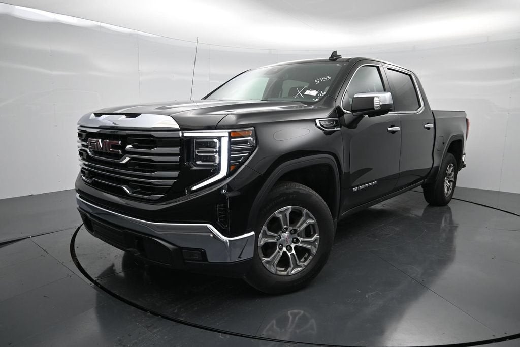 2025 GMC Sierra 1500 SLT