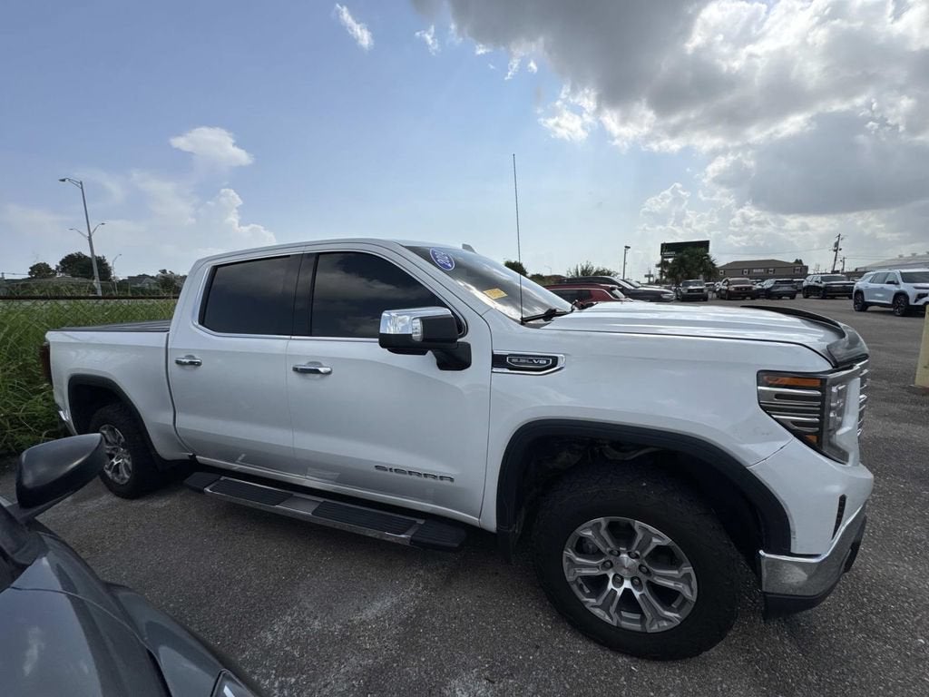 2024 GMC Sierra 1500 SLT