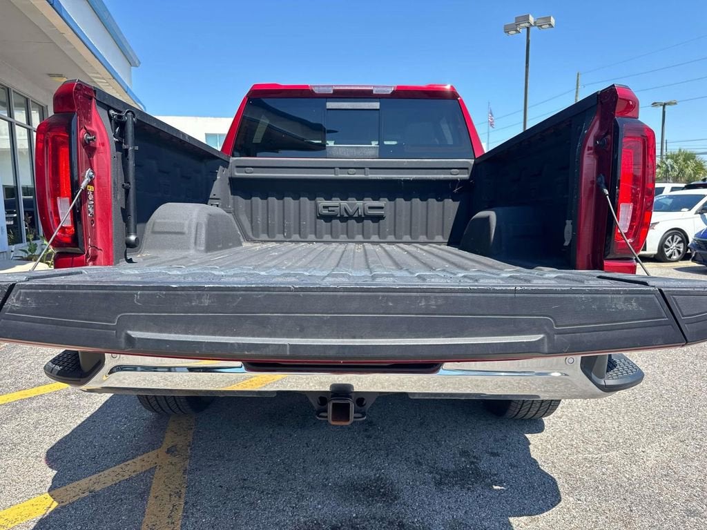 2024 GMC Sierra 1500 SLT - Photo 9