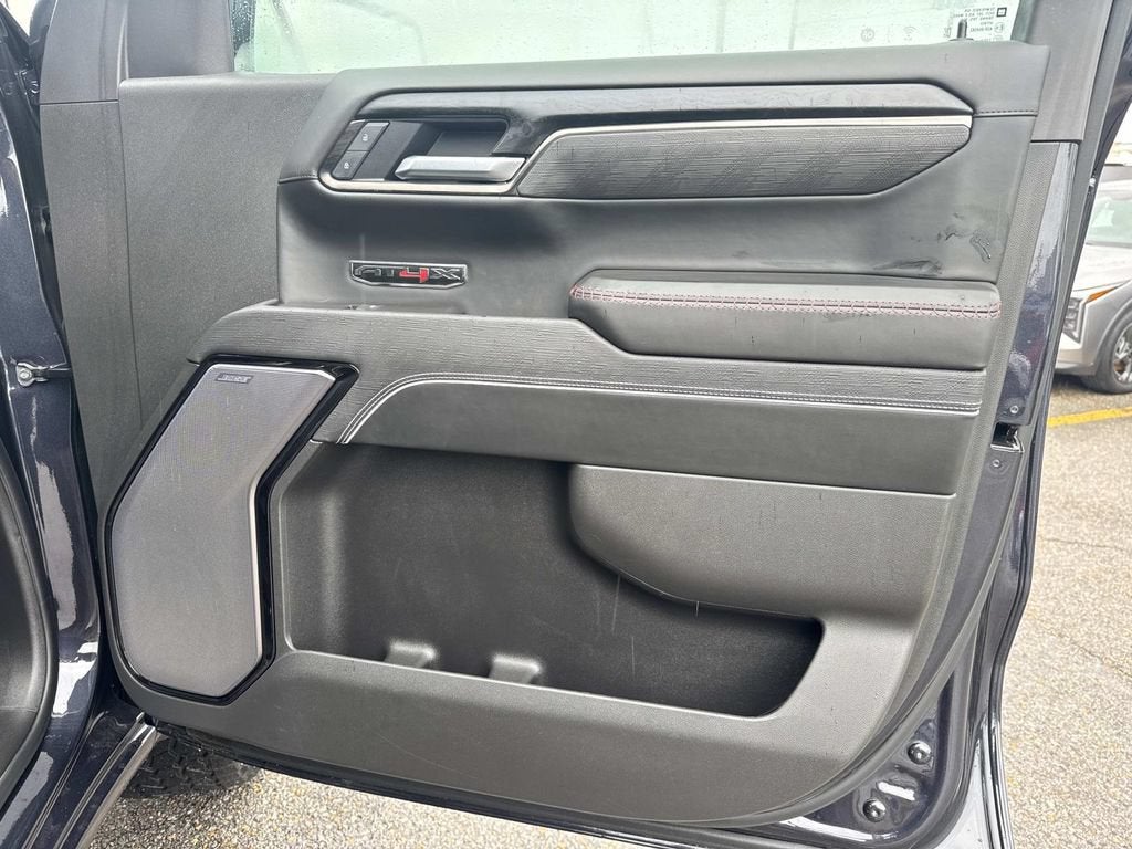 2025 GMC Sierra 1500 AT4X
