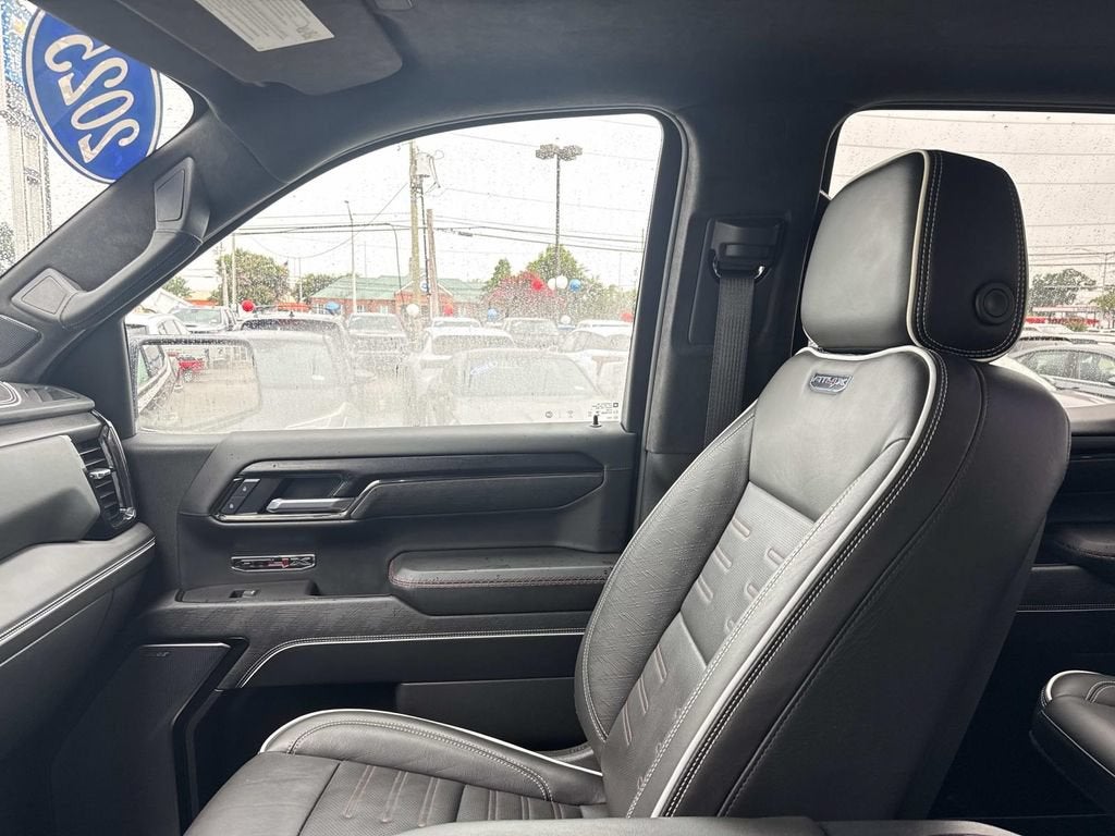 2025 GMC Sierra 1500 AT4X