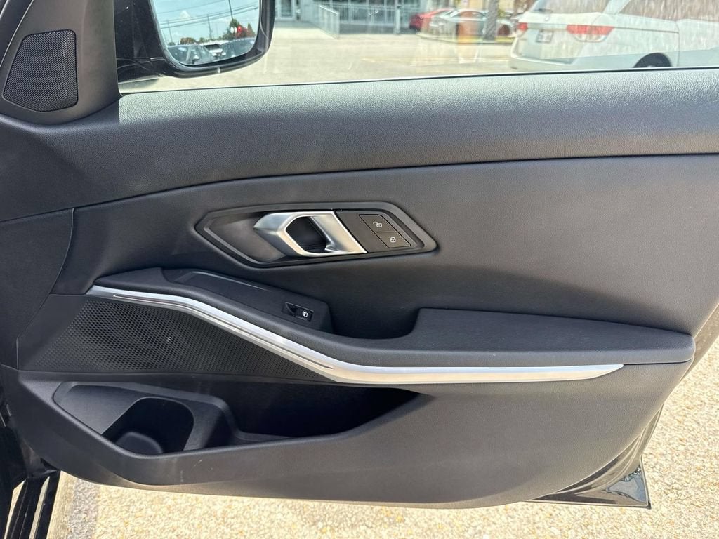 2024 BMW 3 Series 330i