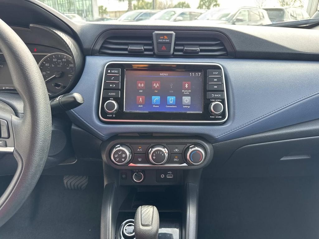 2025 Nissan Versa SV