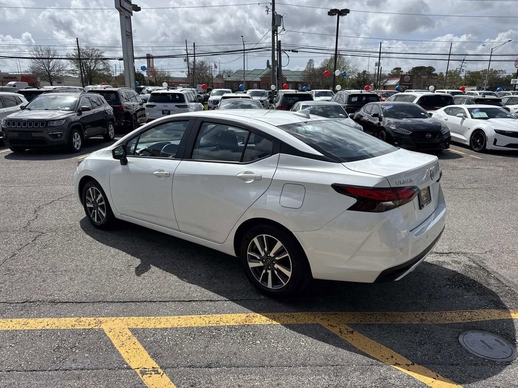 2025 Nissan Versa SV