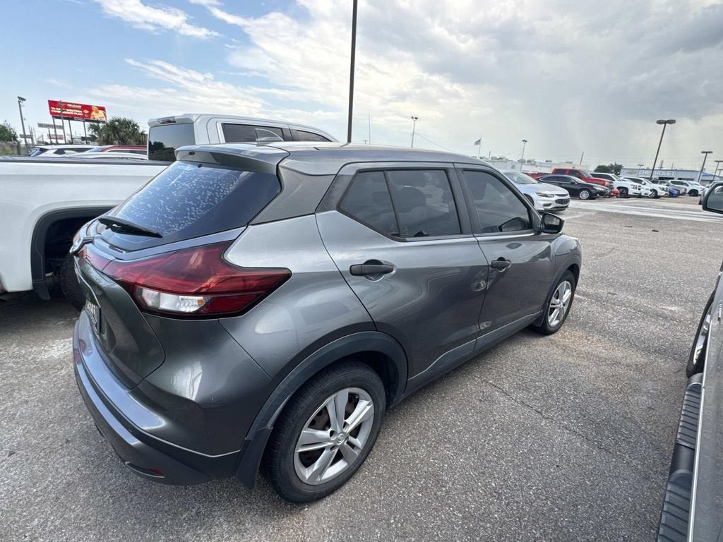 2021 Nissan Kicks S
