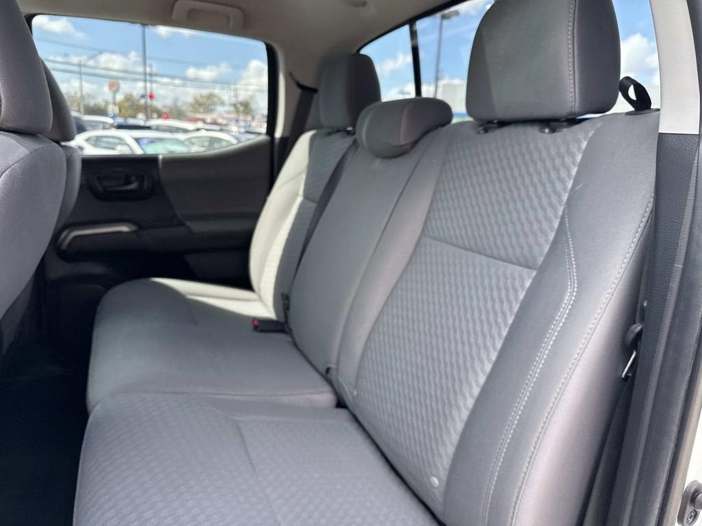 2022 Toyota Tacoma 2WD SR5