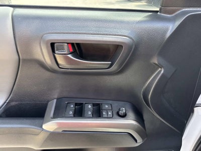 2022 Toyota Tacoma 2WD SR5