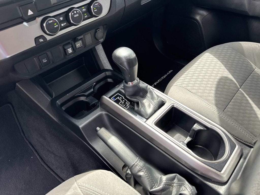 2022 Toyota Tacoma 2WD SR5