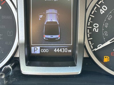 2022 Toyota Tacoma 2WD SR5