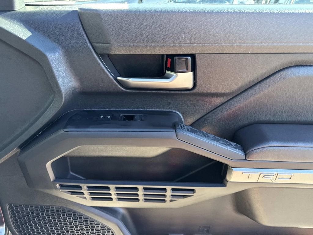 2025 Toyota Tacoma 2WD SR5