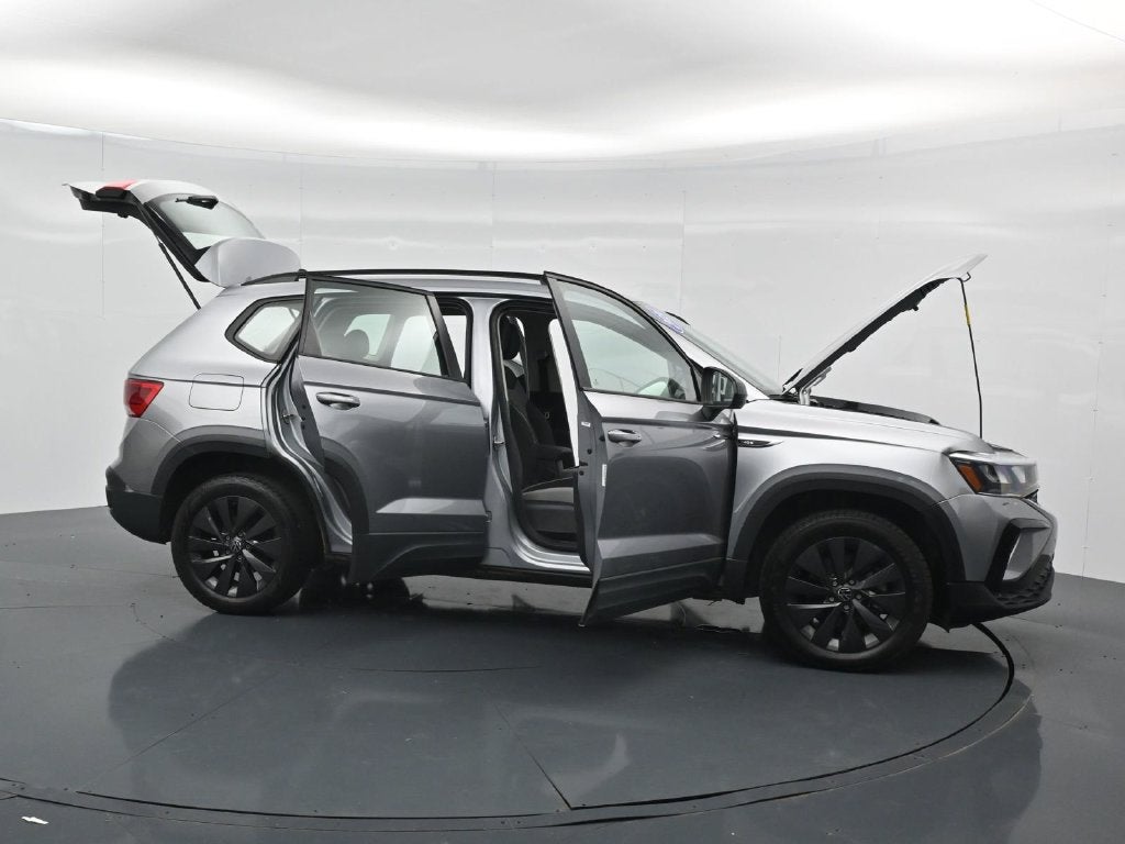 2024 Volkswagen Taos S