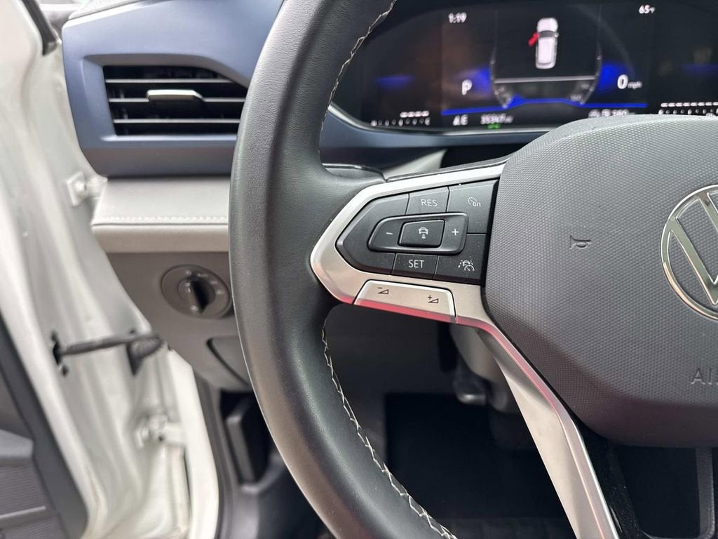 2024 Volkswagen Taos SE