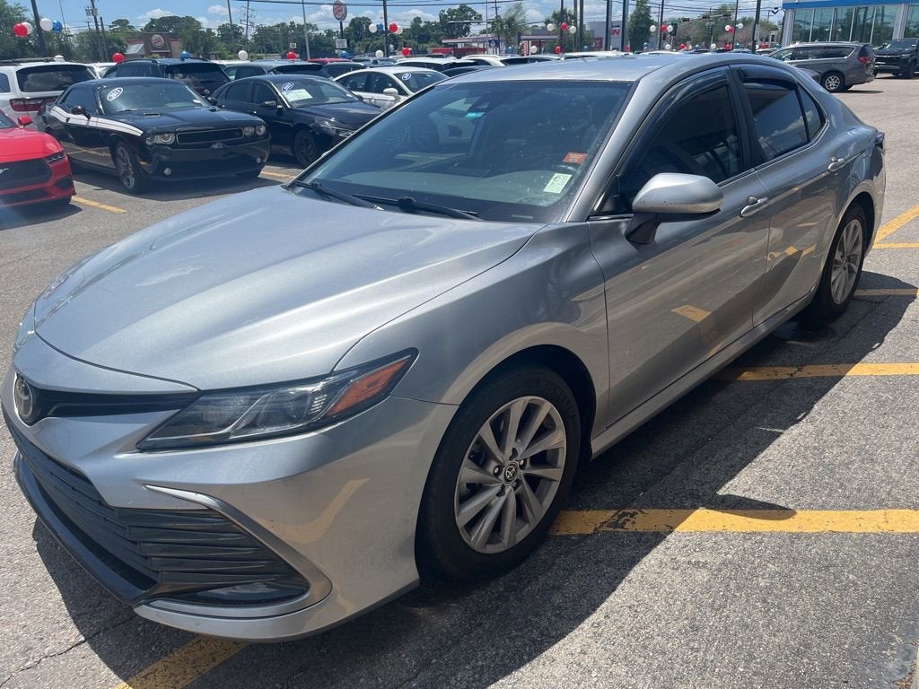 2022 Toyota Camry LE